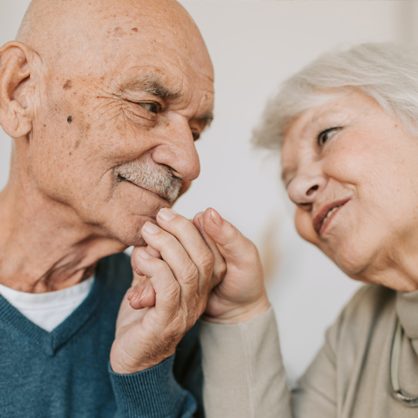 Rhumatismes personnes âgées Laboratoires Bioligo